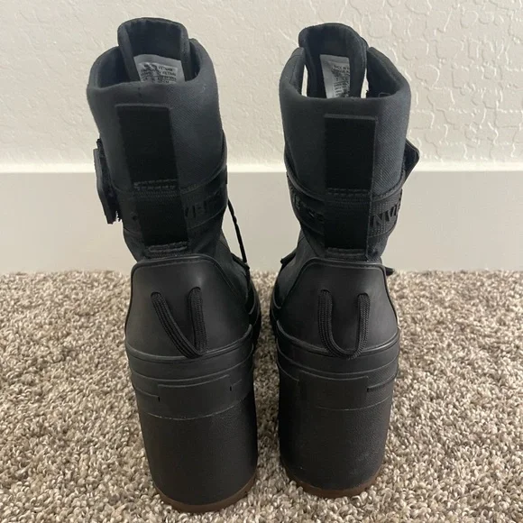 Women’s Converse Chuck Taylor All Star® GR82 Lace-Up Boot Black/Black/Gum Sz 7 - Picture 6 of 8